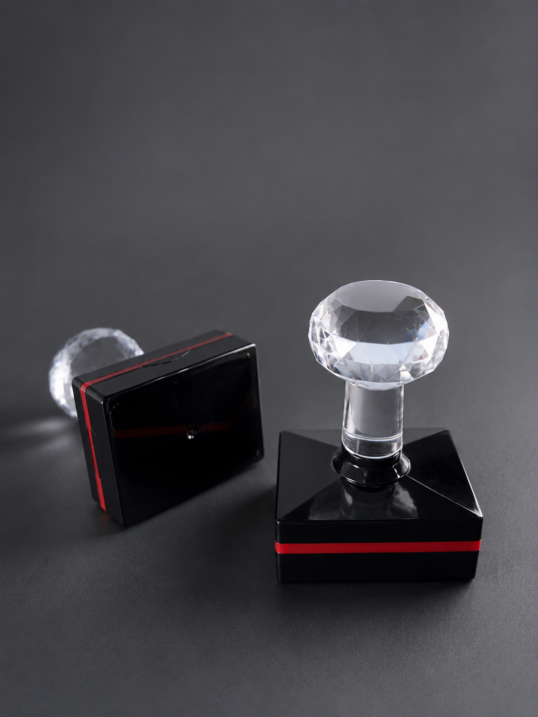 ตรายางหัวเพชร DIAMOND 02 - งานออกแบบตรายางสไตล์มินิมอลพรีเมียม