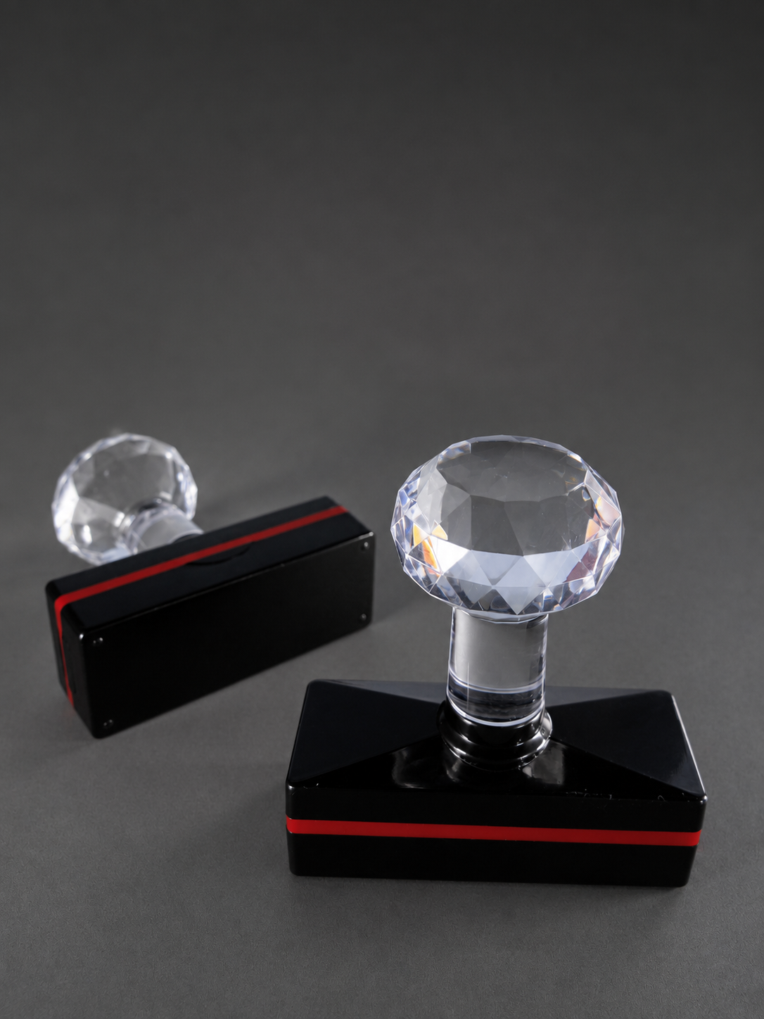 ตรายางหัวเพชร DIAMOND 05 - งานออกแบบตรายางสไตล์มินิมอลพรีเมียม