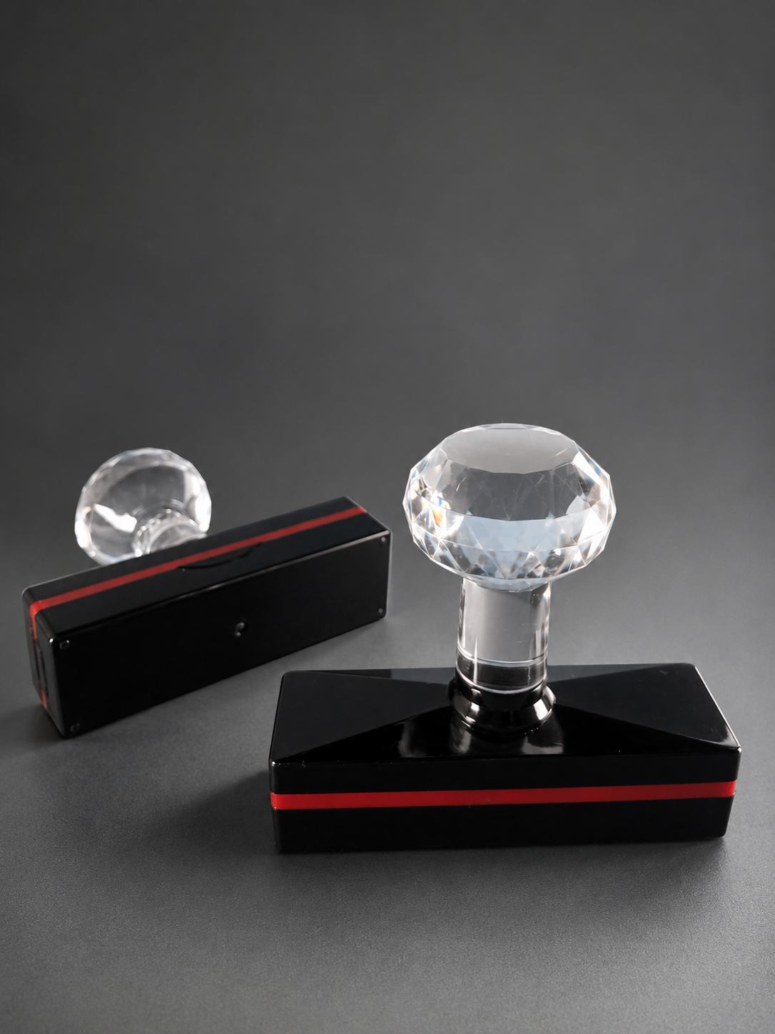 ตรายางหัวเพชร DIAMOND 06 - งานออกแบบตรายางสไตล์มินิมอลพรีเมียม